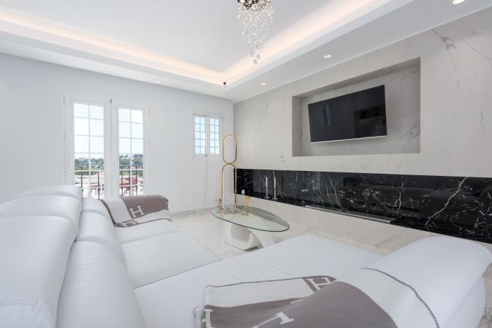 Image No.46-3 Bed House for sale