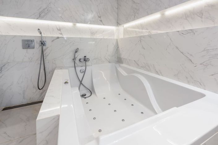 Image No.9-3 Bed House for sale