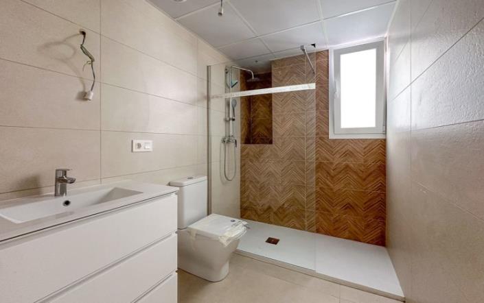 Image No.8-3 Bed Apartment for sale