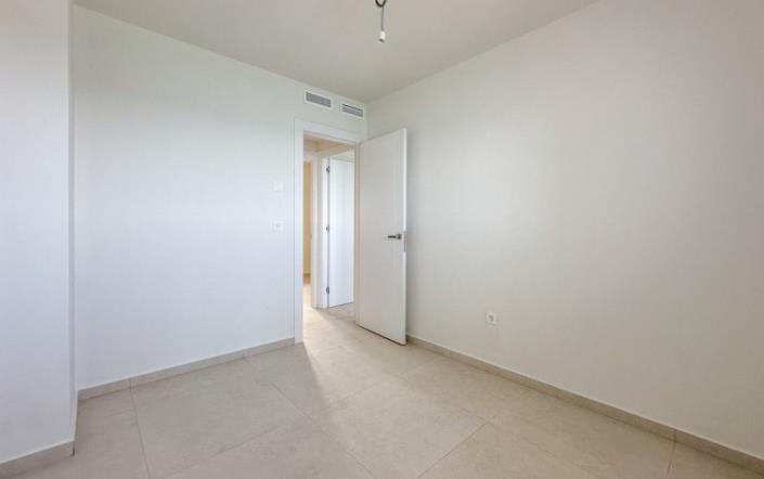 Image No.9-3 Bed Apartment for sale