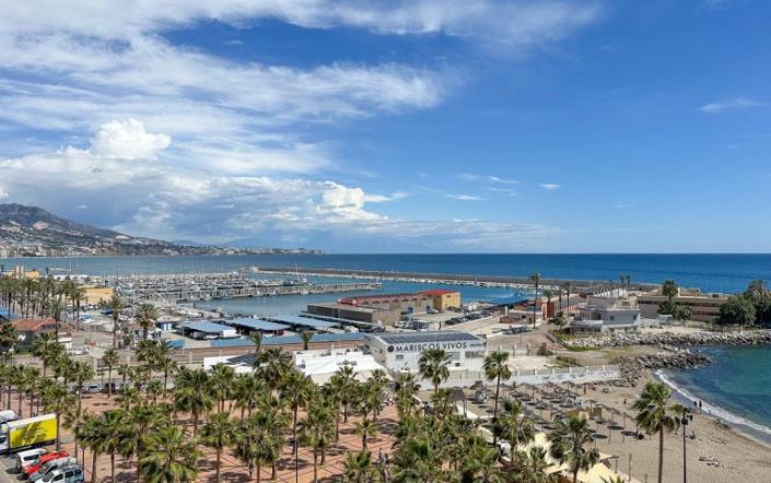 Image No.17-3 Bed Apartment for sale