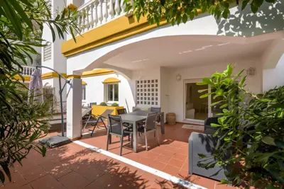 Destination-Marbella-Ground-Floor-Apartment-Puerto-Banus-R5045983-006
