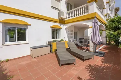 Destination-Marbella-Ground-Floor-Apartment-Puerto-Banus-R5045983-004