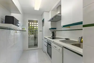 Destination-Marbella-Ground-Floor-Apartment-Puerto-Banus-R5045983-007