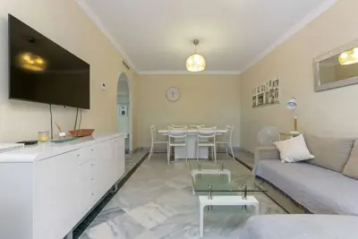 Destination-Marbella-Ground-Floor-Apartment-Puerto-Banus-R5045983-015