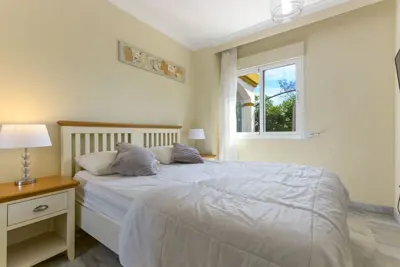 Destination-Marbella-Ground-Floor-Apartment-Puerto-Banus-R5045983-016
