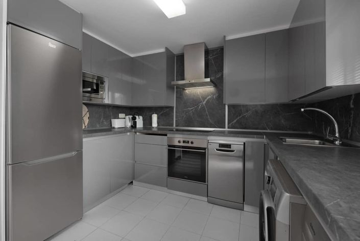 Image No.25-2 Bed Apartment for sale