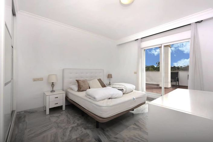 Image No.3-2 Bed Apartment for sale