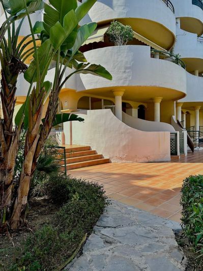 Image No.3-3 Bed Apartment for sale