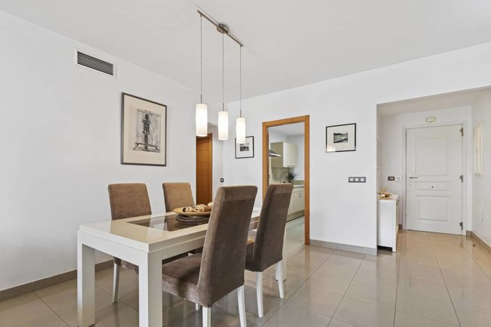 Image No.40-2 Bed Apartment for sale