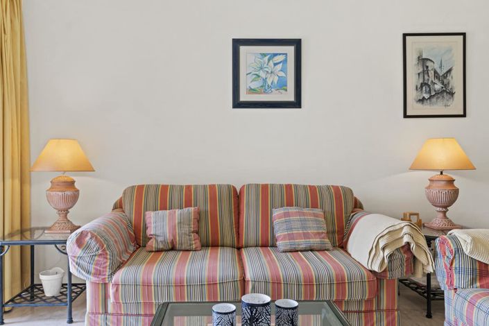 Image No.40-2 Bed Apartment for sale