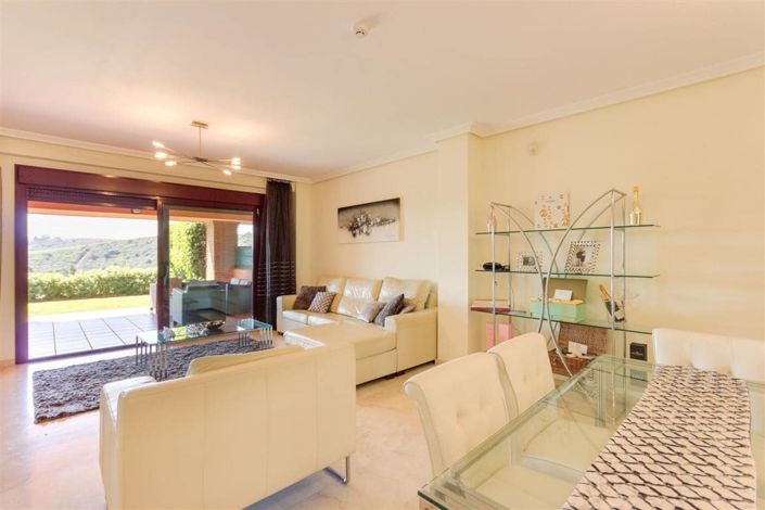 Image No.11-2 Bed Apartment for sale