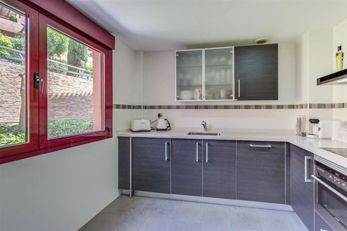 Image No.14-2 Bed Apartment for sale