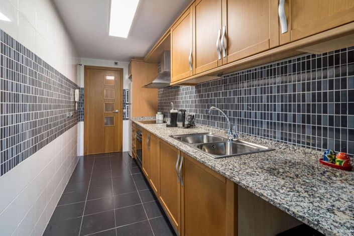 Image No.30-2 Bed Apartment for sale