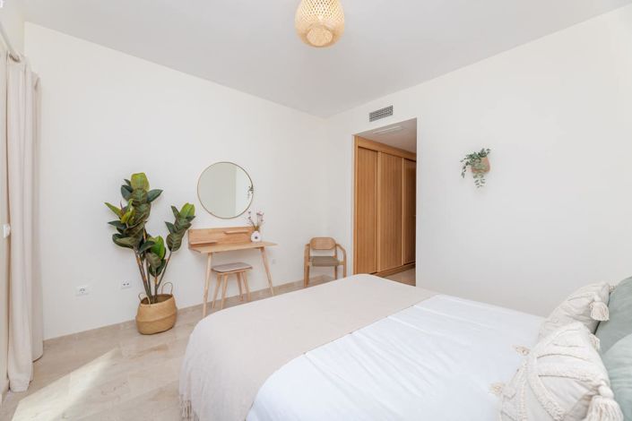 Image No.14-2 Bed Apartment for sale