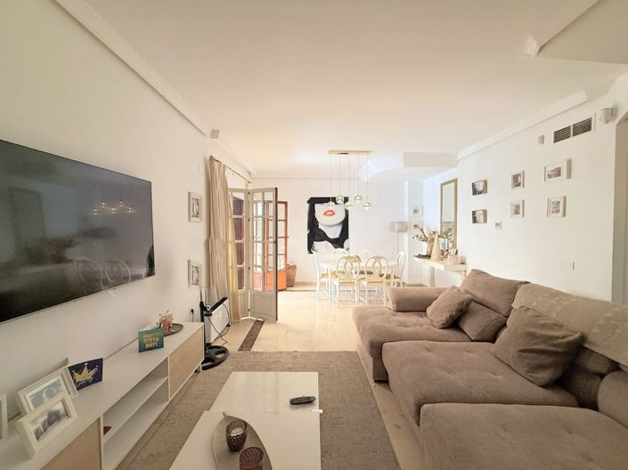 Image No.39-3 Bed House for sale