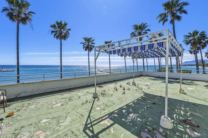 Image No.18-5 Bed Apartment for sale