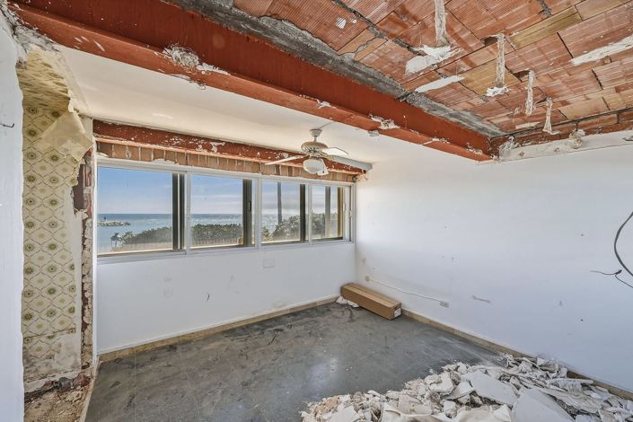 Image No.28-5 Bed Apartment for sale