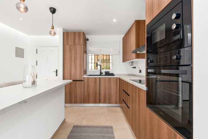 Image No.26-2 Bed Apartment for sale