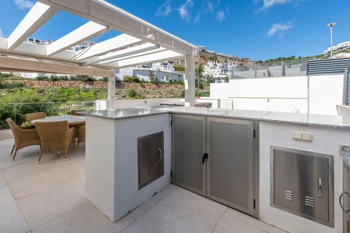 Image No.13-3 Bed Apartment for sale