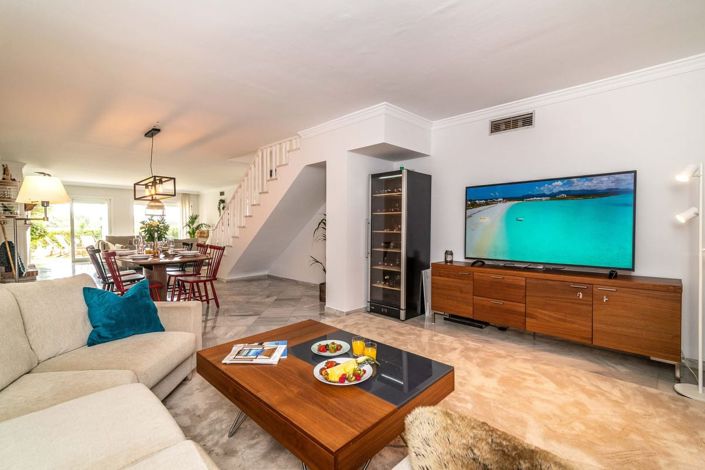 Image No.30-4 Bed House for sale