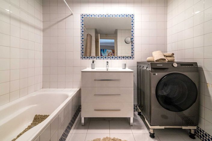 Image No.32-4 Bed House for sale