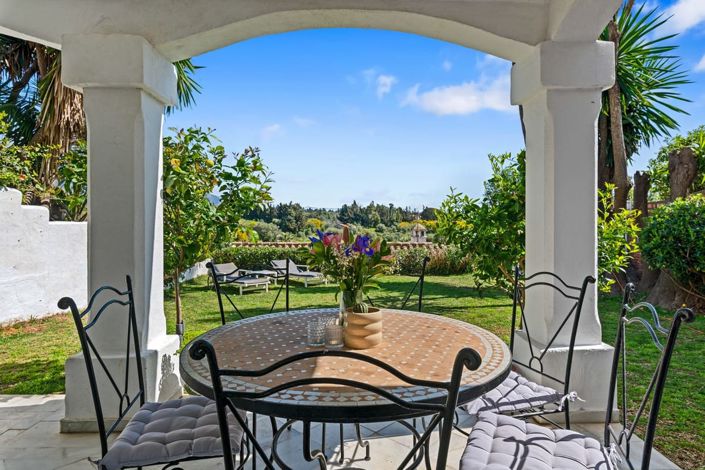 Image No.6-4 Bed House for sale