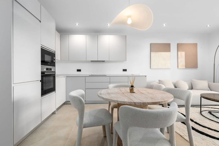 Image No.3-3 Bed Apartment for sale