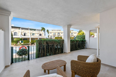 r5317954-destination-marbella-image-5
