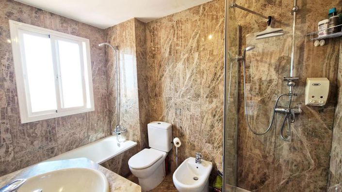 Image No.11-Maison de 3 chambres à vendre à Estepona