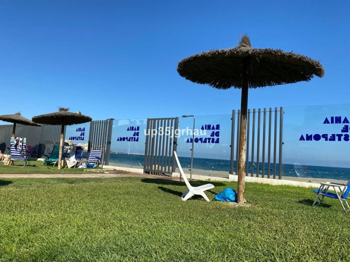 Image No.2-Appartement de 2 chambres à vendre à Estepona