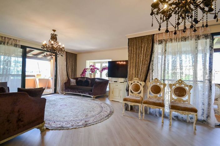 Image No.8-3 Bed Apartment for sale