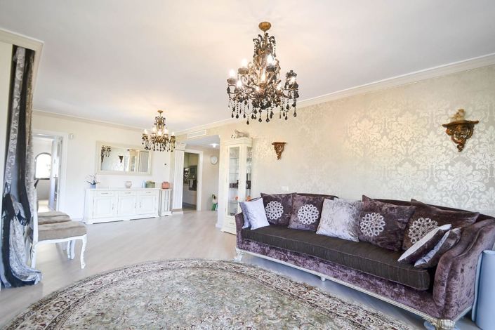 Image No.9-3 Bed Apartment for sale