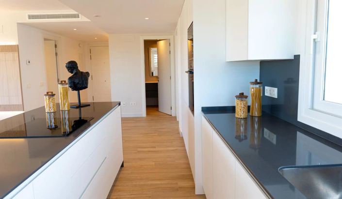 Image No.22-2 Bed Apartment for sale