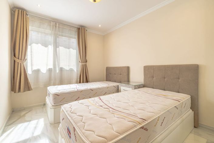 Image No.11-3 Bed Apartment for sale