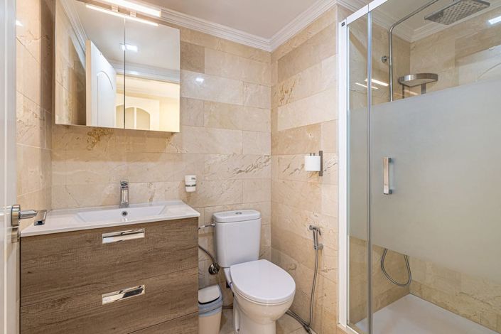 Image No.12-3 Bed Apartment for sale