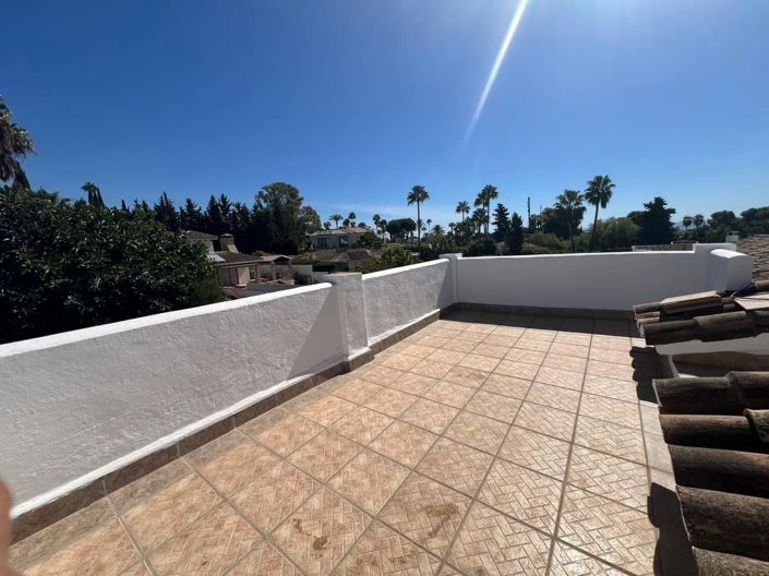 Image No.13-2 Bed Apartment for sale