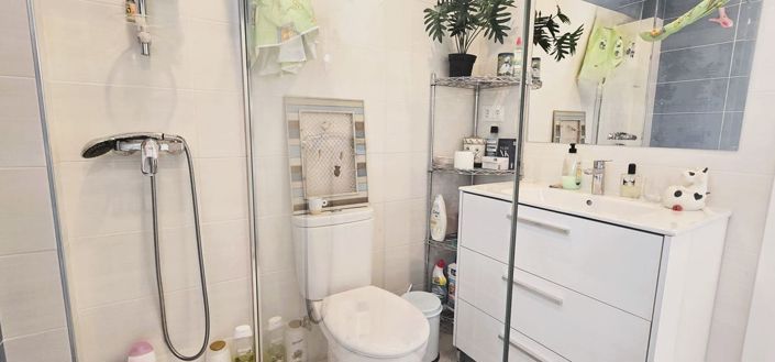 Image No.4-2 Bed House for sale