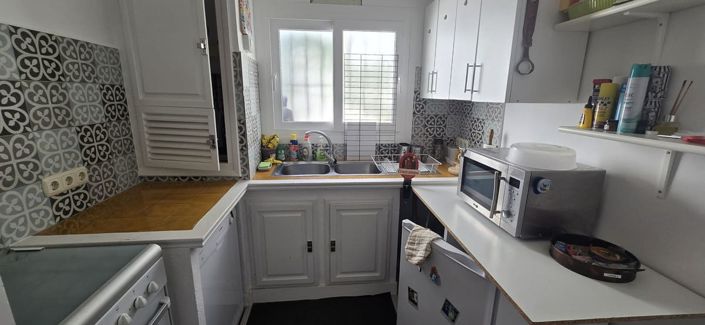 Image No.42-2 Bed House for sale