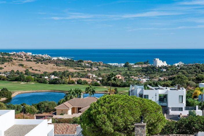 Image No.3-Appartement de 2 chambres à vendre à Estepona