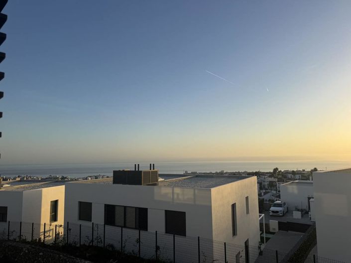 Image No.2-3 Bed House for sale