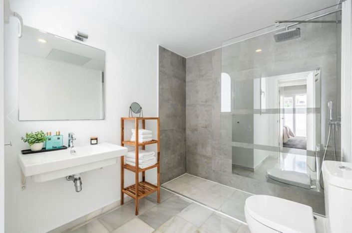 Image No.10-2 Bed Apartment for sale