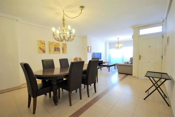 Image No.7-3 Bed Apartment for sale