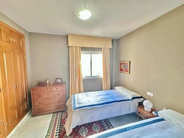 r5245804-destination-marbella-image-13