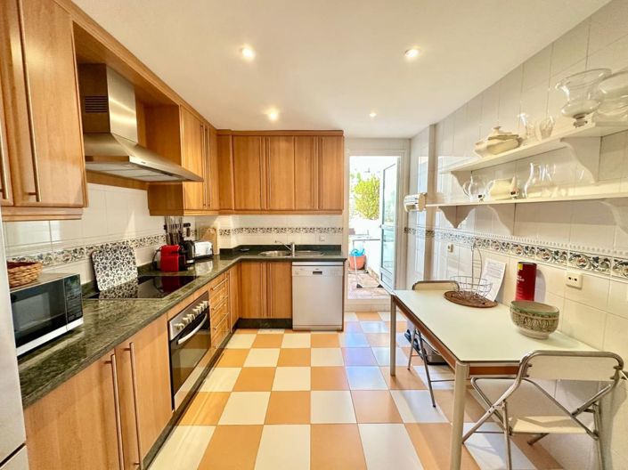 Image No.3-Appartement de 2 chambres à vendre à Nueva Andalucia