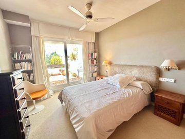r5245804-destination-marbella-image-3