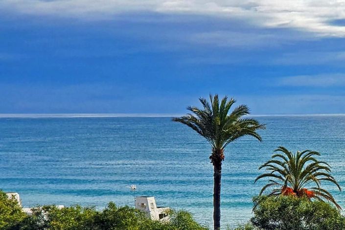 Image No.13-2 Bed House for sale