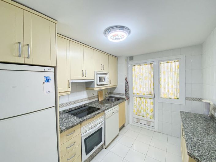 Image No.11-2 Bed Apartment for sale