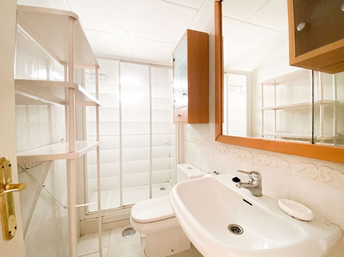 Image No.15-2 Bed Apartment for sale