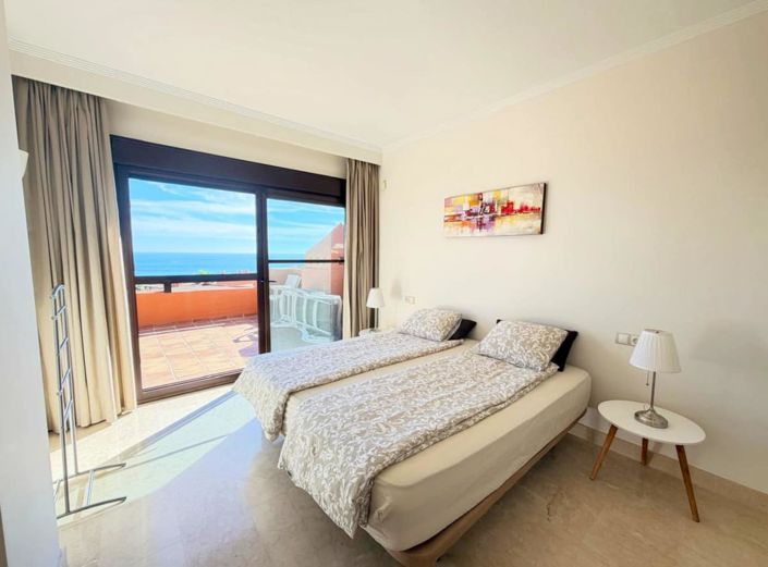 Image No.21-2 Bed Apartment for sale